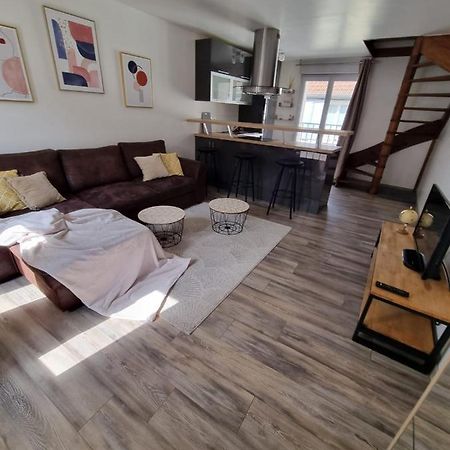 Duplex 40M2 Cocooning Coeur De Ville Avec Parking Neauphle-le-Château Exteriör bild