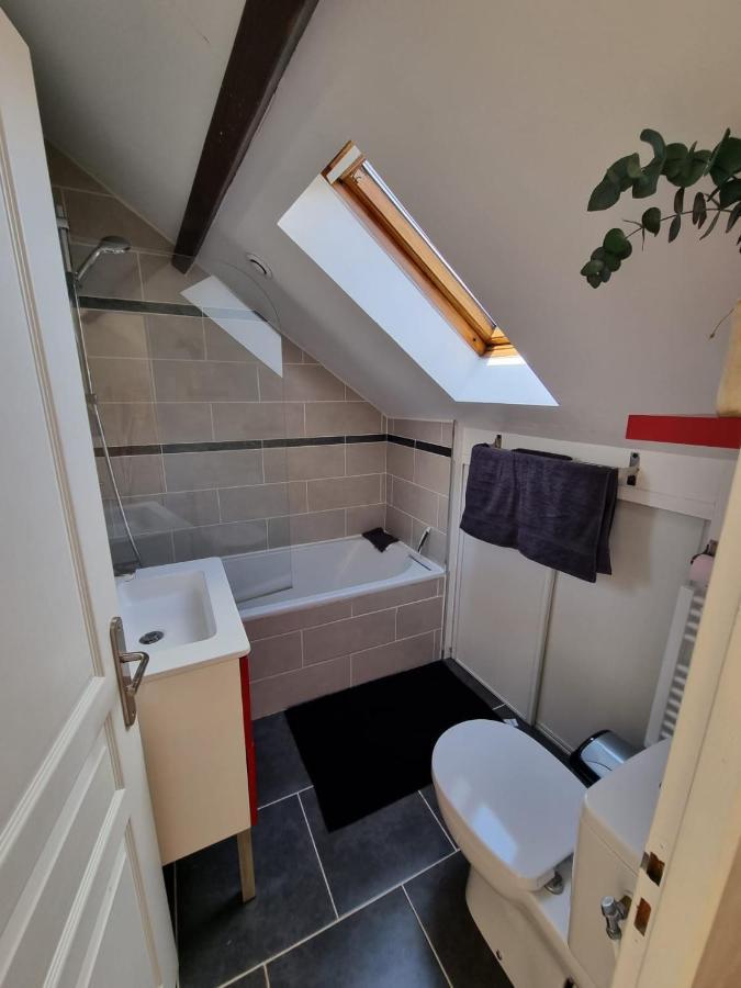 Duplex 40M2 Cocooning Coeur De Ville Avec Parking Neauphle-le-Château Exteriör bild